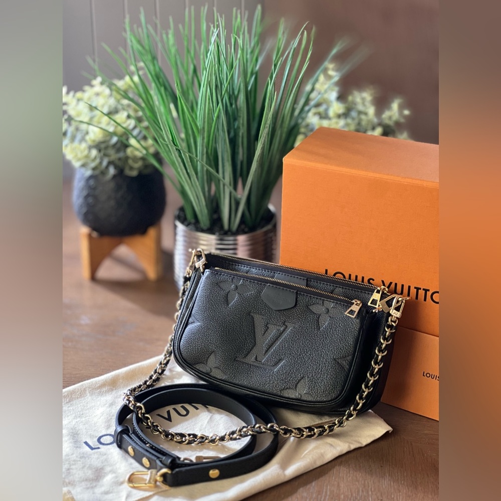 Louis Vuitton Multi Pochette Accessoires Monogram Empreinte